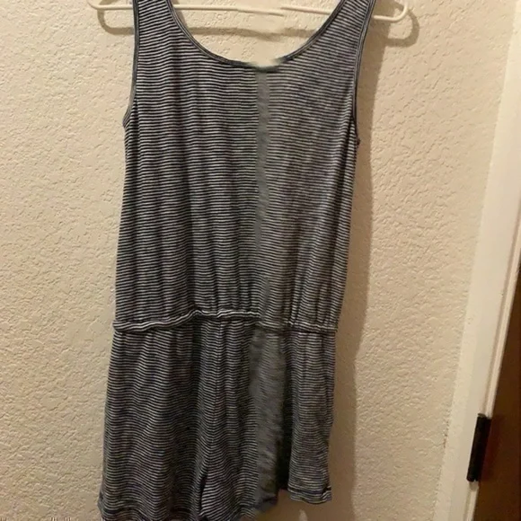 Lucky Lotus size small romper - Picture 7 of 7